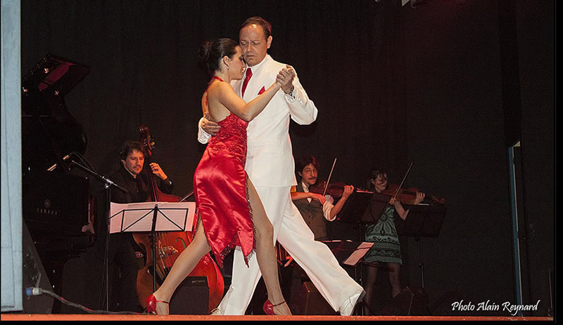 danser le tango argentin en show