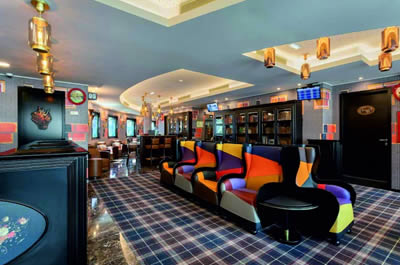 Hall hotel tango